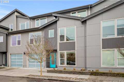 Ne Webster St, Portland, OR 97211