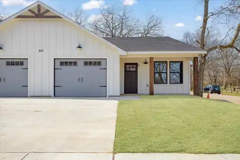 Gates Street #B, Bonham, TX 75418