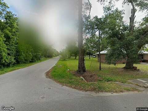14Th St, Apalachicola, FL 32320