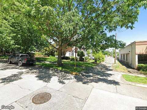 Pearl St, Eugene, OR 97401