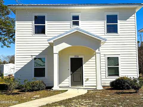 Coach Scovel Way, Panama City, FL 32405
