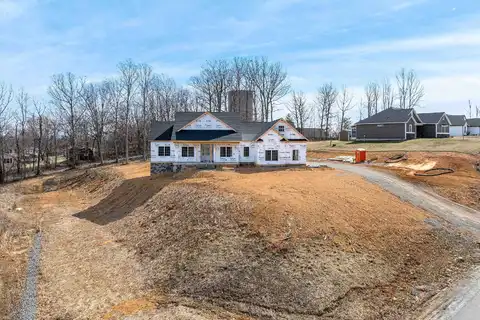 Valley Manor Dr, STAUNTON, VA 24401