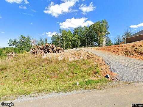 Valley Manor Dr, STAUNTON, VA 24401