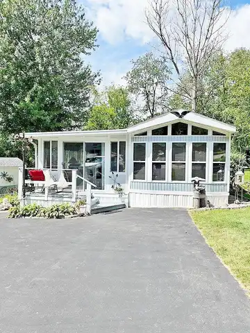 Skyline Drive, Edgerton, WI 53534