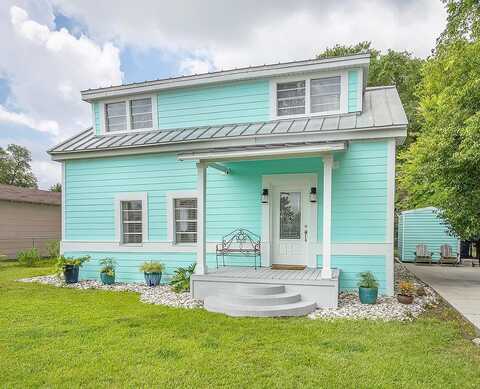 14Th St, Apalachicola, FL 32320