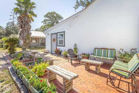 Collins Ave, Lanark Village, FL 32323