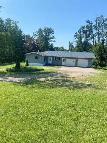 Oak Lane, Cassville, WI 53816