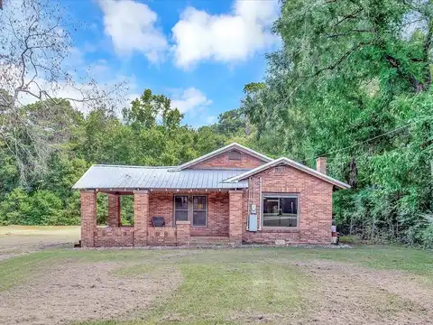 Bear Drive, Timpson, TX 75975