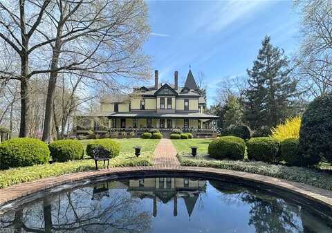 Coles Point Road, Montross, VA 22520