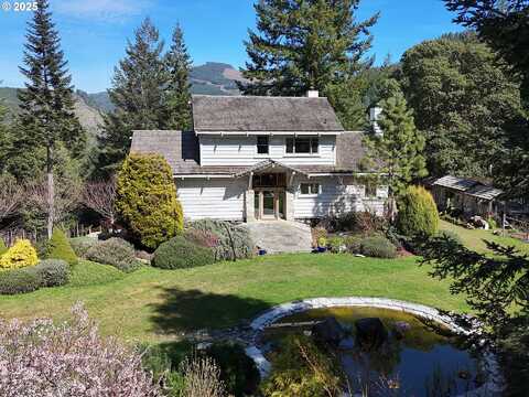 N Bank Rogue River Rd, GoldBeach, OR 97444