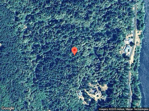 N Bank Rogue River Rd, GoldBeach, OR 97444
