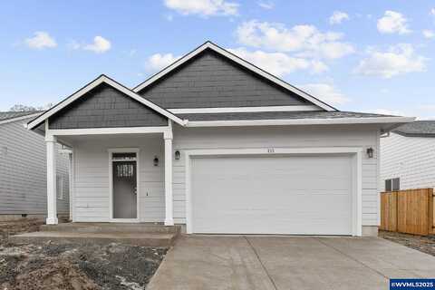 Tigerlily St, Silverton, OR 97381