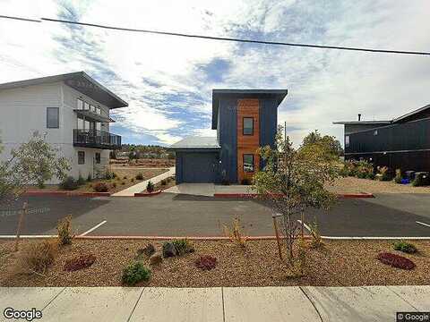Sw Quartz Ave, Redmond, OR 97756