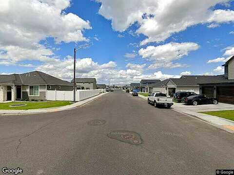 Diamond Ave, Grandview, WA 98930