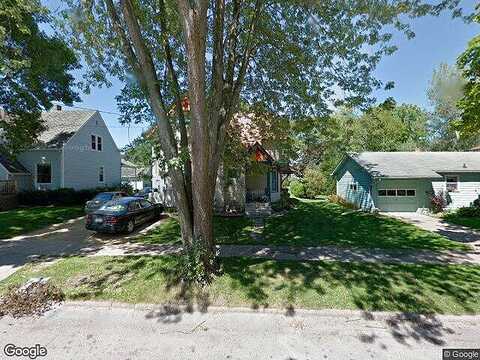 Maple, VIROQUA, WI 54665