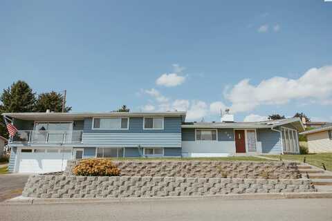 S Crestview St, Colfax, WA 99111