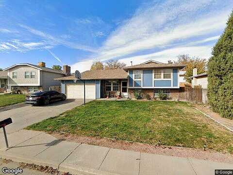 Glenroyal Dr, Pueblo, CO 81005