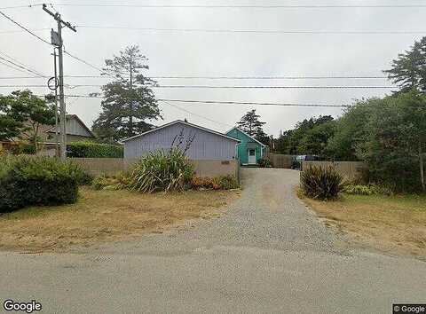 11Th St, Port Orford, OR 97465