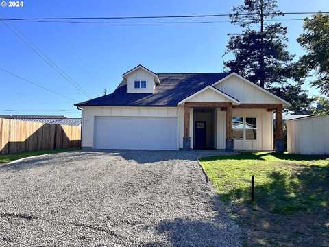 11Th St, Port Orford, OR 97465