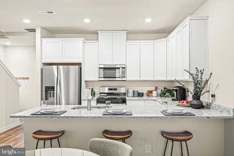 Platinum Dr, PHOENIXVILLE, PA 19460