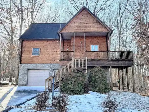 Conyngham Drive, Hazleton, PA 18202