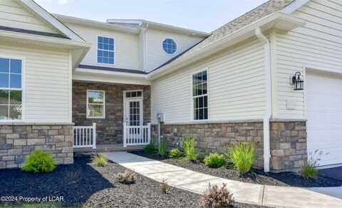Sylvan Lane, Dallas, PA 18612