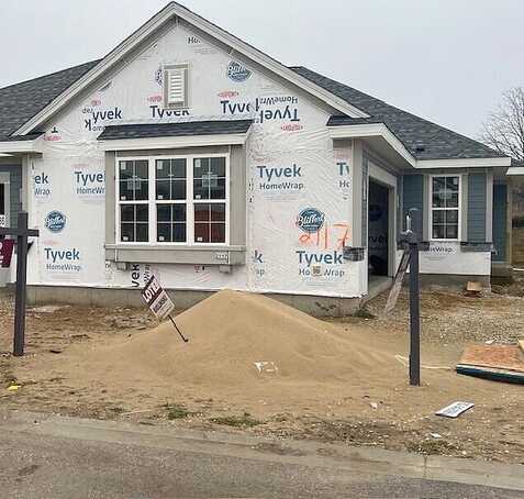 Bluestem Drive #0202, Waukesha, WI 53189