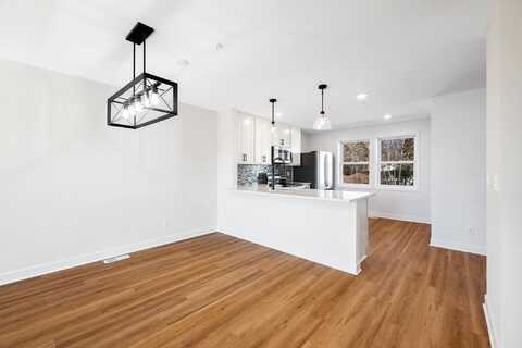 Golden Valley Road, Minneapolis, MN 55411