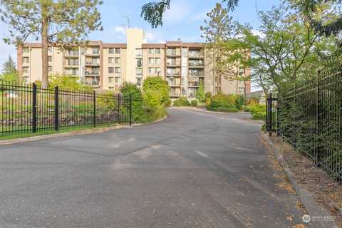 S Westcliff Place, Spokane, WA 99224