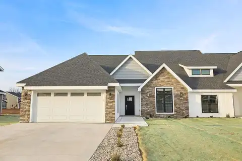 Willow Street, Pardeeville, WI 53954