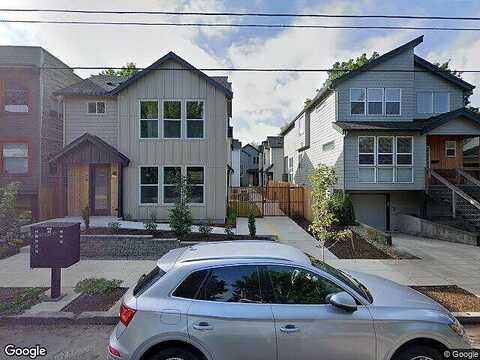 Ne Stanton St, Portland, OR 97212
