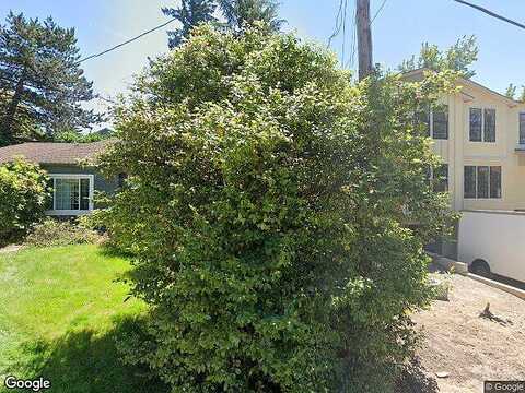 Sw 30Th Ave, Portland, OR 97219