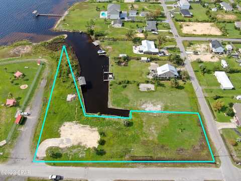 4Th, LYNN HAVEN, FL 32444