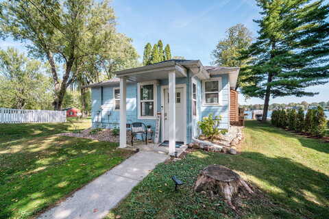 Wickert, WEST BEND, WI 53095