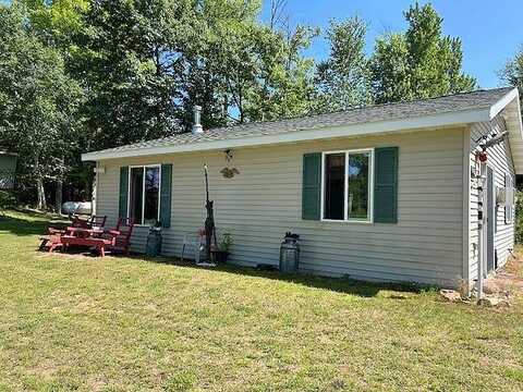 Mast Dr, Minocqua, WI 54548