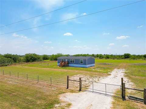Jennifer Loop, Orange Grove, TX 78372