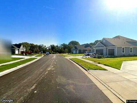 Hummingbird Court, Grafton, WI 53024