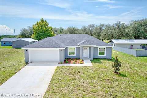 W Albatross Road, Avon Park, FL 33825