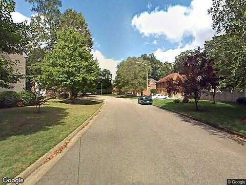 Mm The Yorkshire 2, Chesapeake, VA 23322