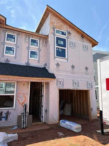 1286 Westgate Village Drive, Spartanburg, SC 29301