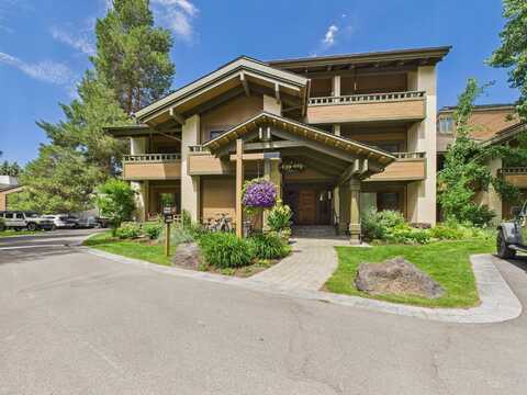 662 WILDFLOWER CONDO Dr, Sun Valley, ID 83353