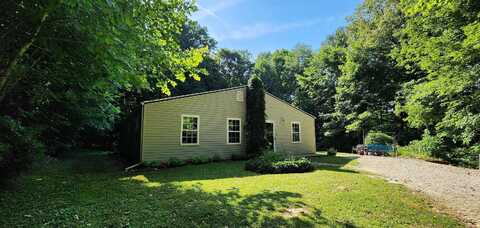 5830 S Alexander Hill Road, Washington, IN 47501