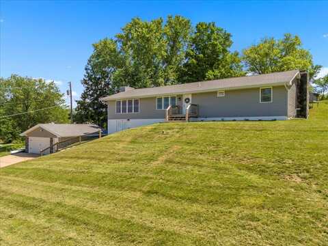 22403 THREE BRIDGE Road, COUNCIL BLUFFS, IA 51503