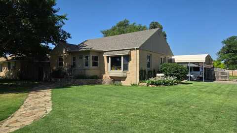 620 North Clay Avenue, Liberal, KS 67901