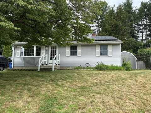 55 CIRCLE Drive, Mansfield Center, CT 06250