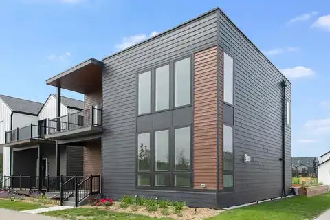 Lake Vista, OAK CREEK, WI 53154