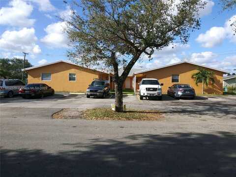 6147 Arthur St, Hollywood, FL 33024