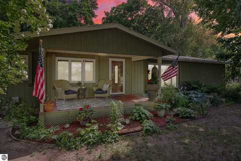 12090 E Old Orchard Trail, Suttons Bay, MI 49682