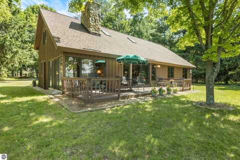 7679 Briar Lane, Bellaire, MI 49615