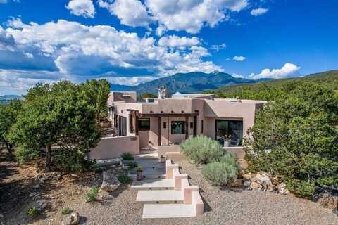 1021 Camino Del Monte, Taos, NM 87571